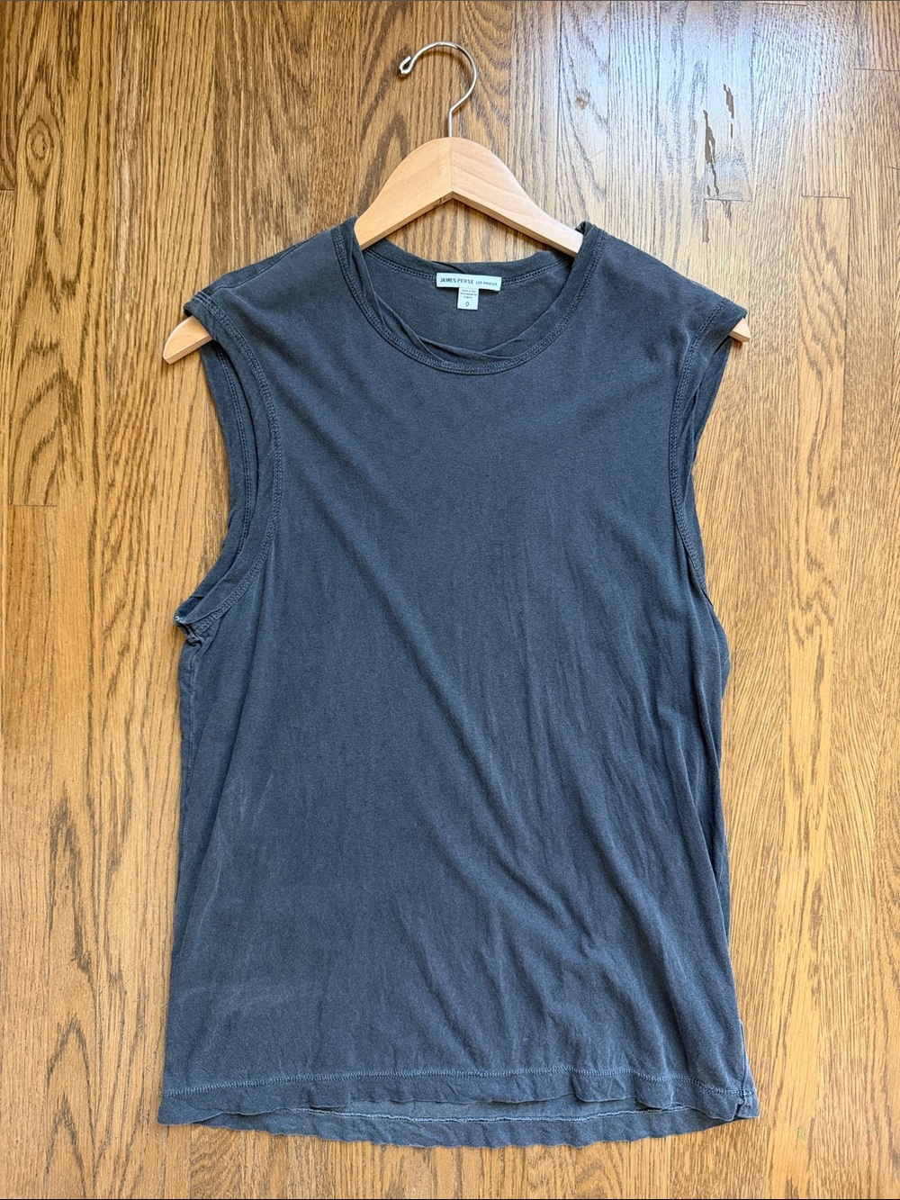 LA Muscle Tank - Magma Pigment